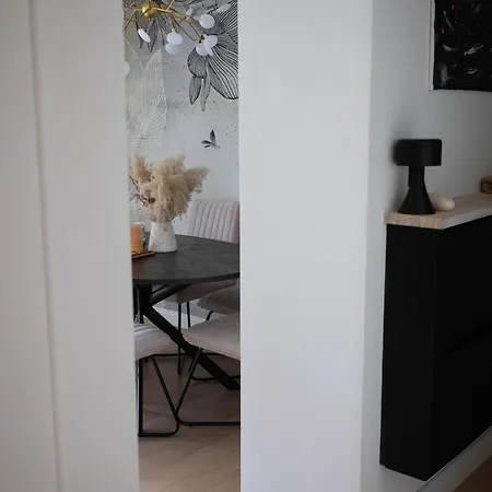 T-one Luxury Pool House Appartement *