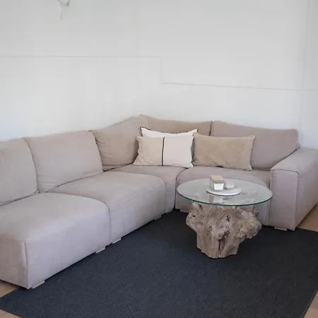 Apartament T-one Luxury Pool House Split