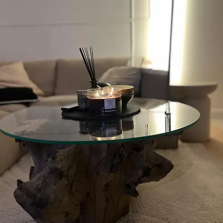 T-one Luxury Pool House Appartement *